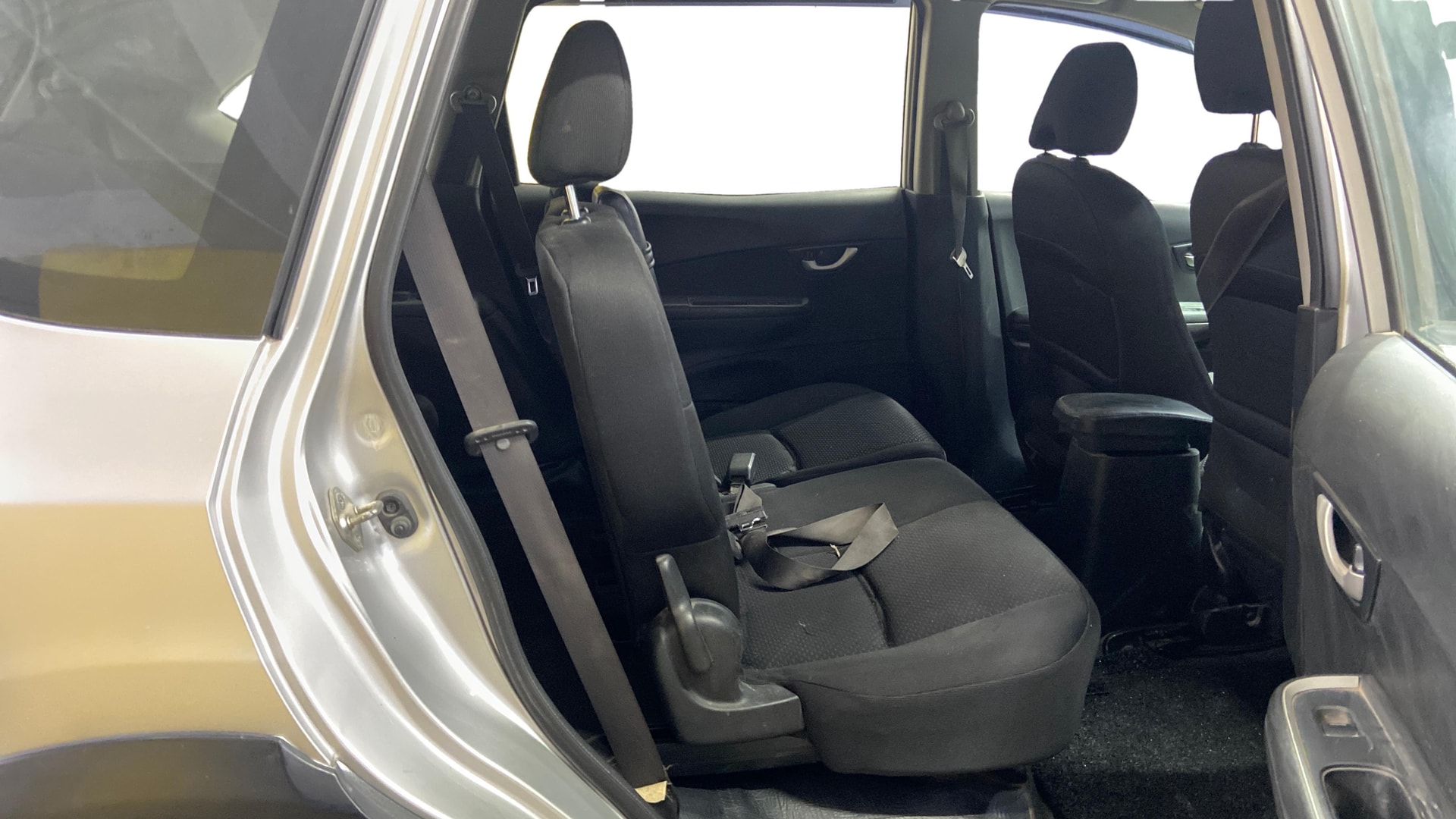 View 2016 Honda BR-V E Diesel Image 35 Used 2016 Honda BR-V E Diesel Image 35
