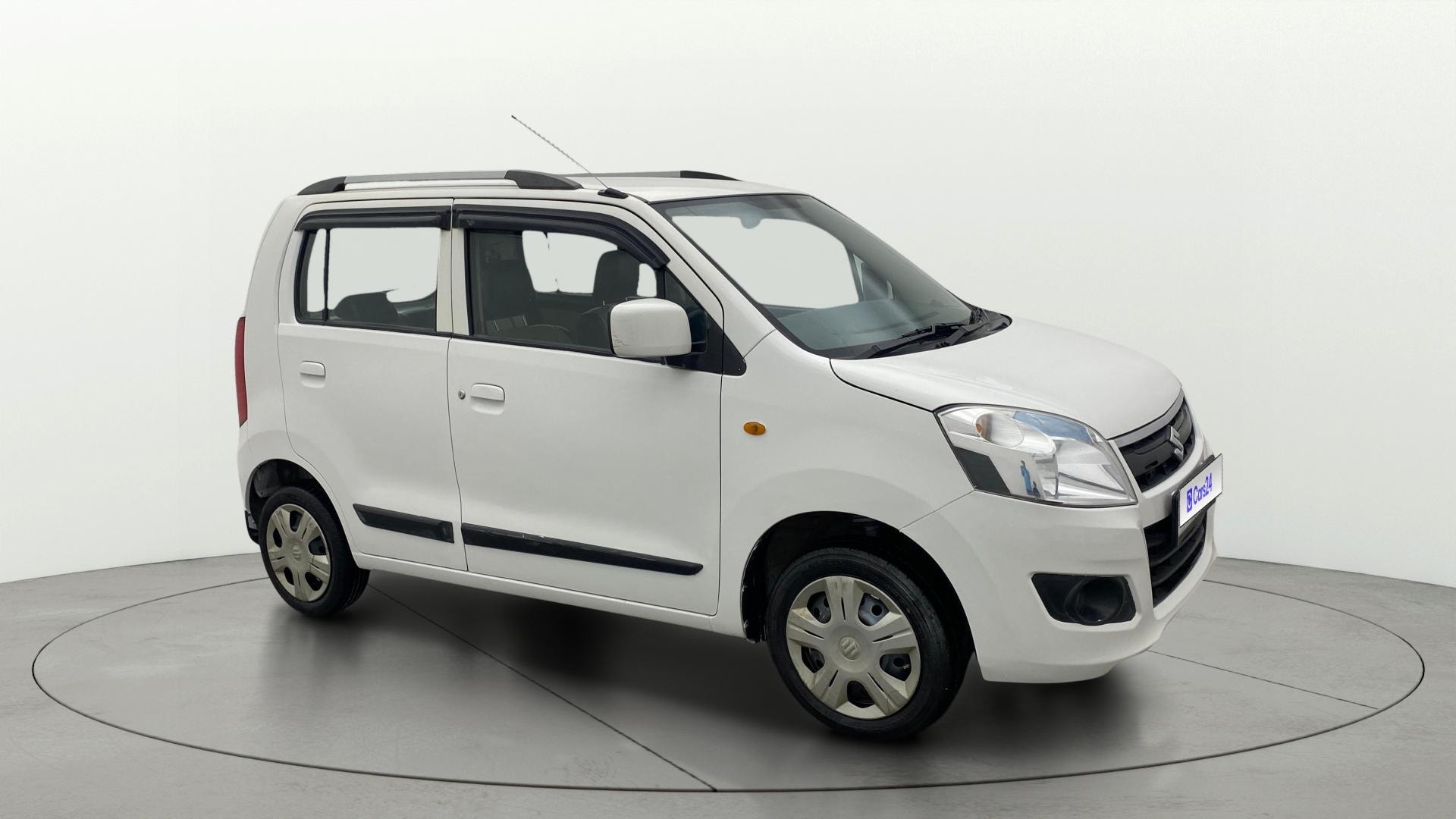 View 2017 Maruti Suzuki 1000 Base Variant Image 21 Used 2017 Maruti Suzuki 1000 Base Variant Image 21