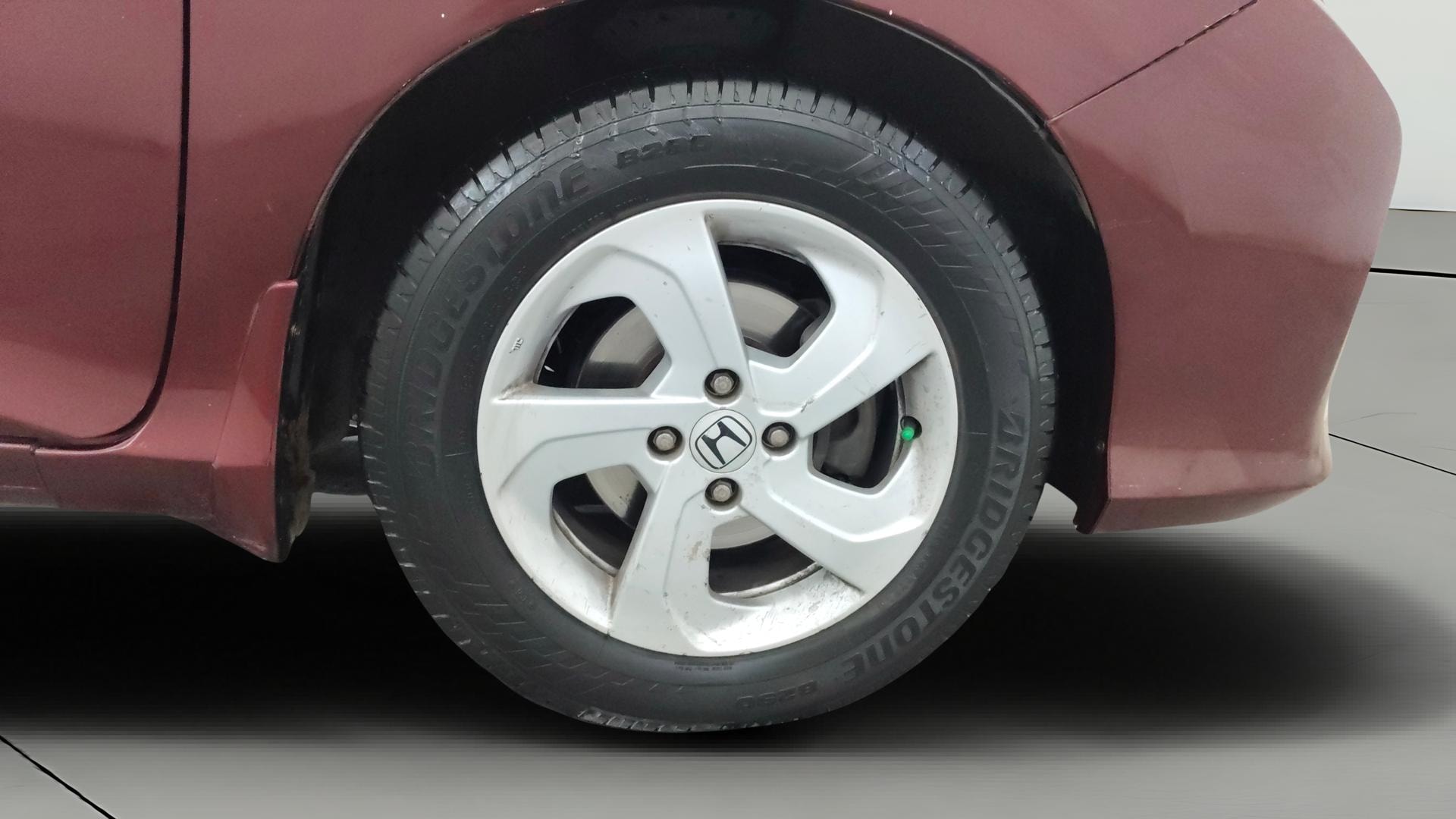 View 2015 Honda City ZX MT Diesel Anniversary Edition Image 41 Used 2015 Honda City ZX MT Diesel Anniversary Edition Image 41
