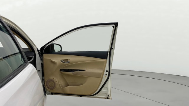 View Toyota Yaris Image 44 Used Toyota Yaris Image 44