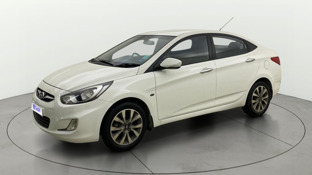 View Hyundai Fluidic Verna Image 35 Used Hyundai Fluidic Verna Image 35