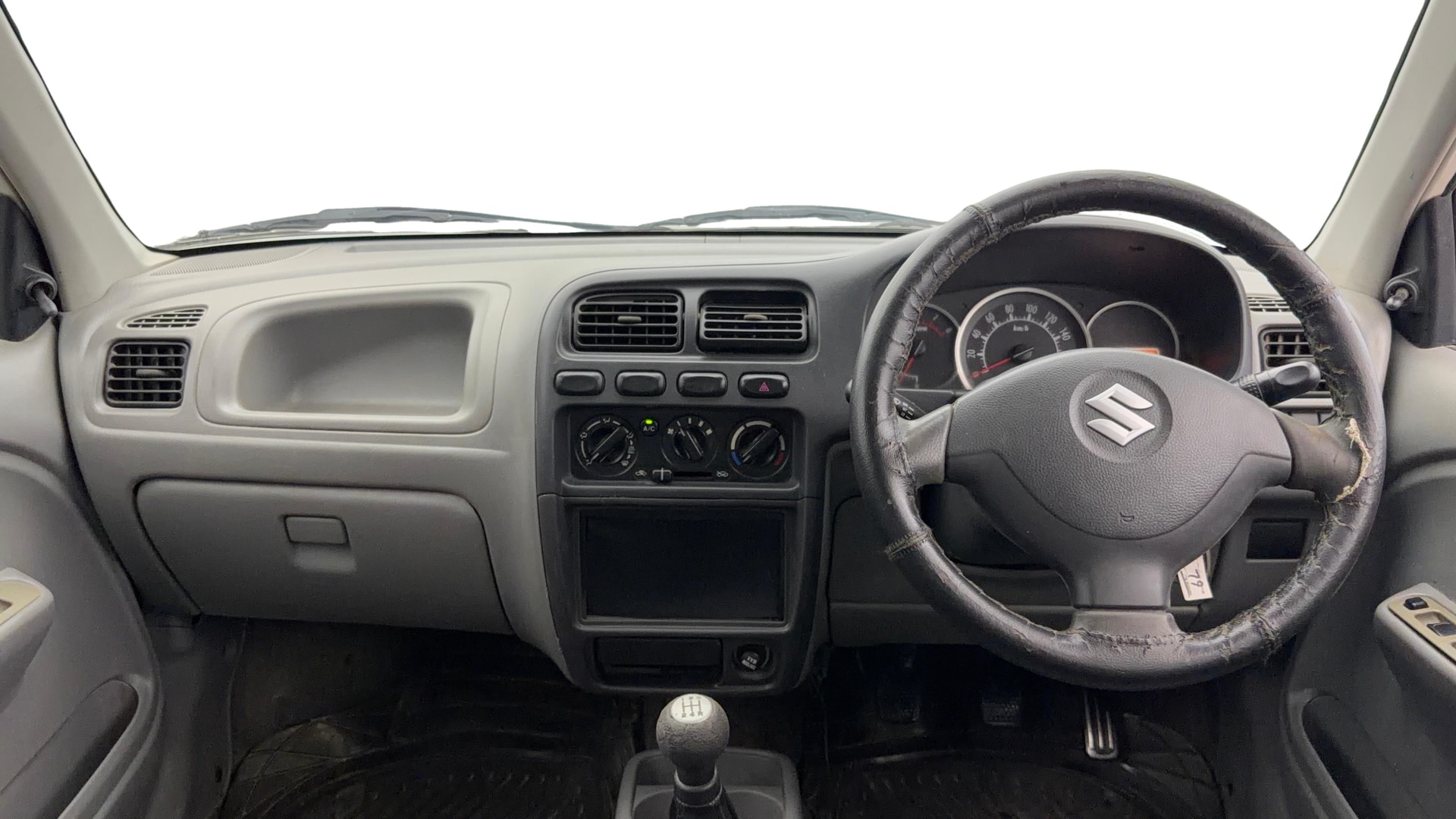 View 2014 Maruti Suzuki Alto K10 LX Image 15 Used 2014 Maruti Suzuki Alto K10 LX Image 15