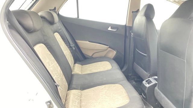 View Hyundai Grand i10 Image 28 Used Hyundai Grand i10 Image 28