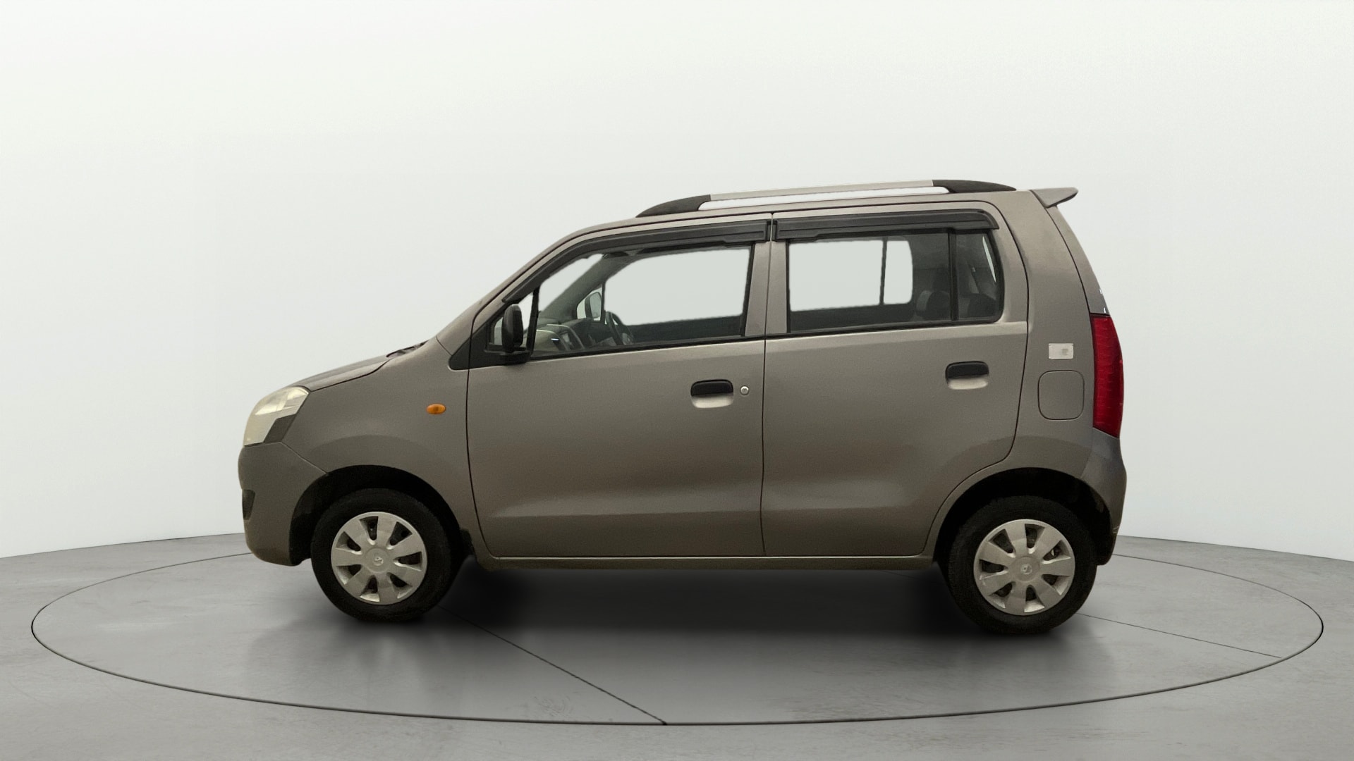 View 2016 Maruti Suzuki 1000 Base Variant Image 5 Used 2016 Maruti Suzuki 1000 Base Variant Image 5