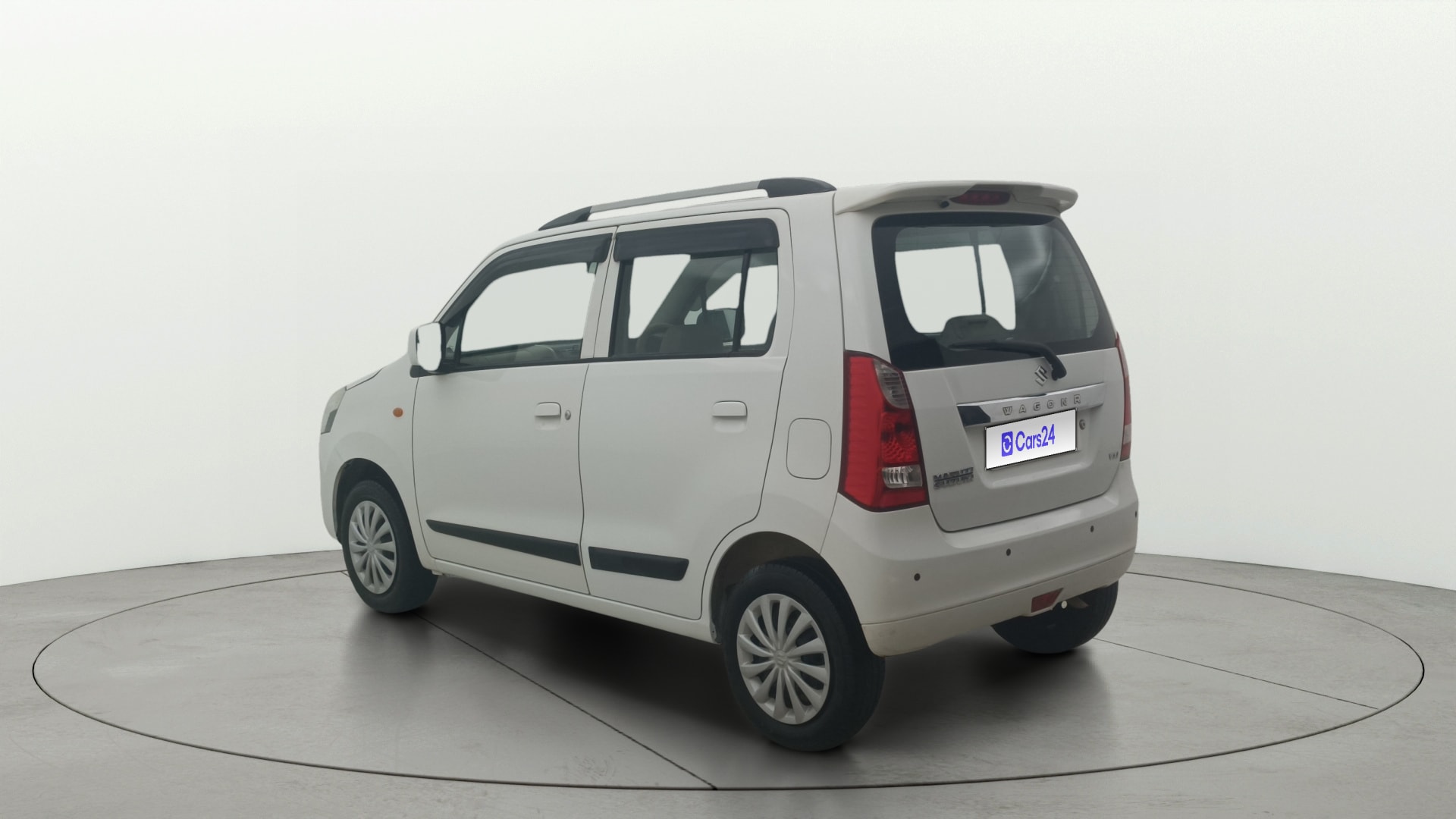 View 2016 Maruti Suzuki 1000 Base Variant Image 2 Used 2016 Maruti Suzuki 1000 Base Variant Image 2