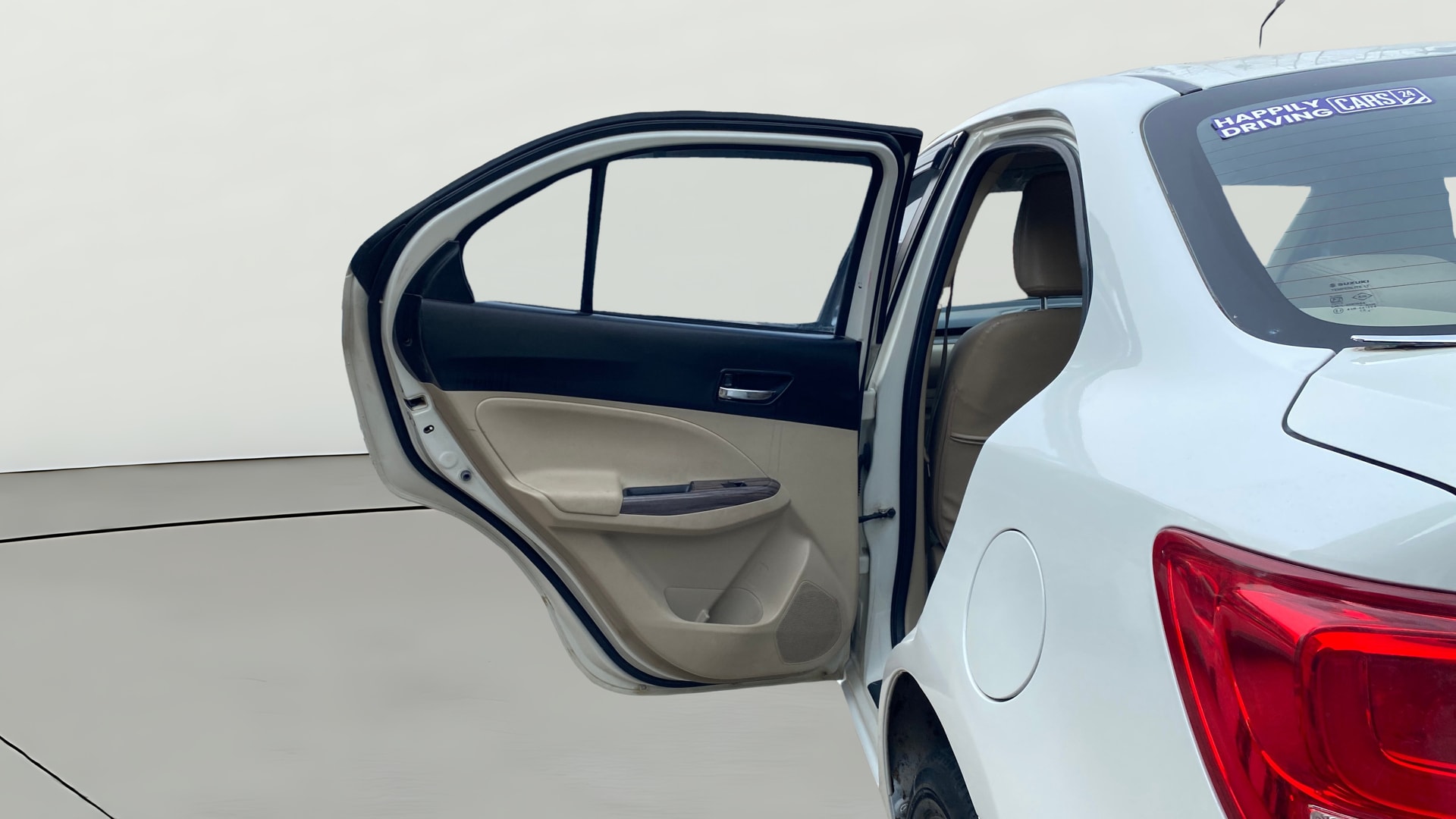 View 2021 Maruti Suzuki 1000 Base Variant Image 22 Used 2021 Maruti Suzuki 1000 Base Variant Image 22
