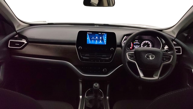 View Tata Harrier Image 16 Used Tata Harrier Image 16