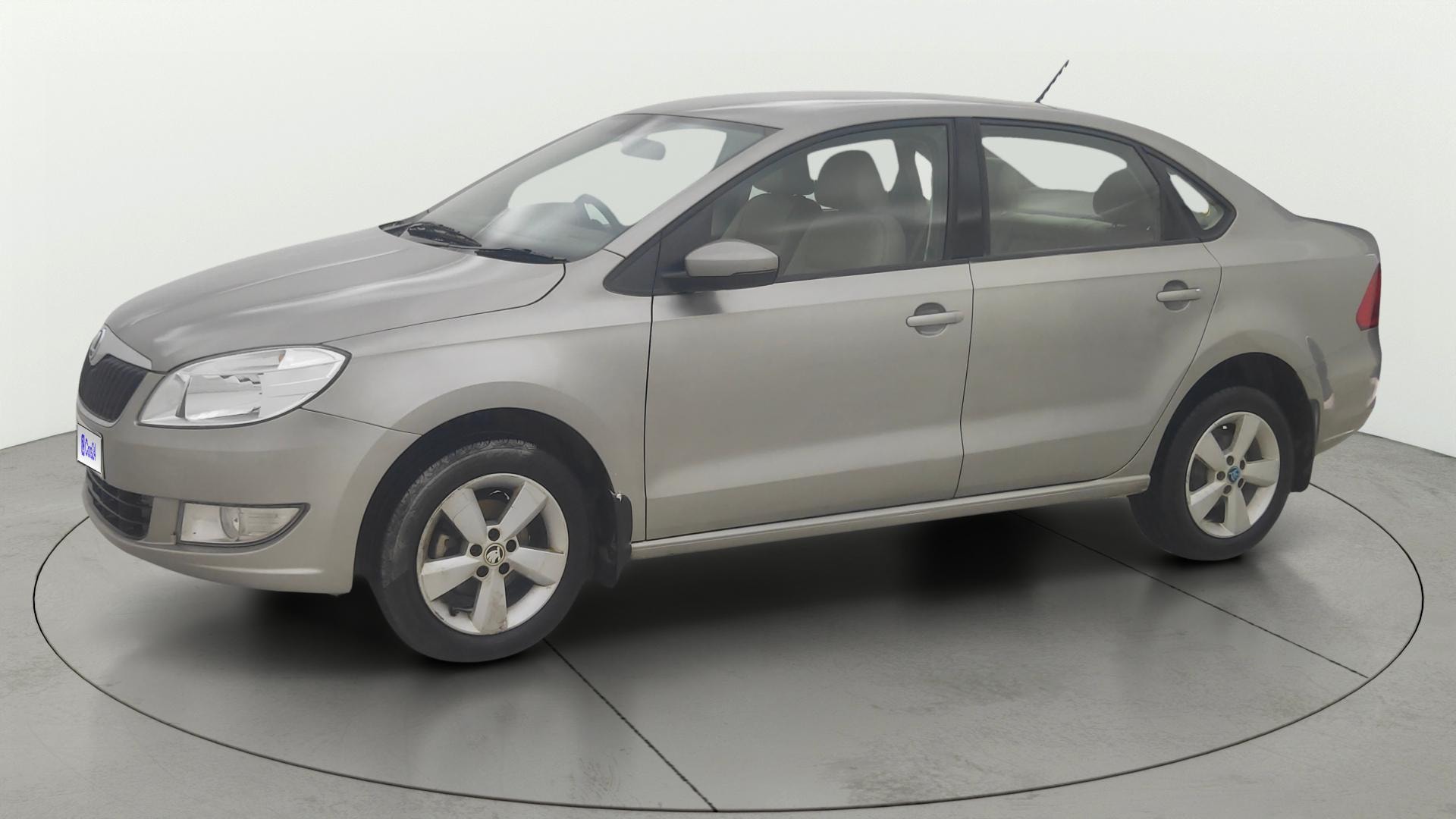 View 2016 Skoda Rapid 1.6 MPI Ambition Petrol BS IV Image 35 Used 2016 Skoda Rapid 1.6 MPI Ambition Petrol BS IV Image 35
