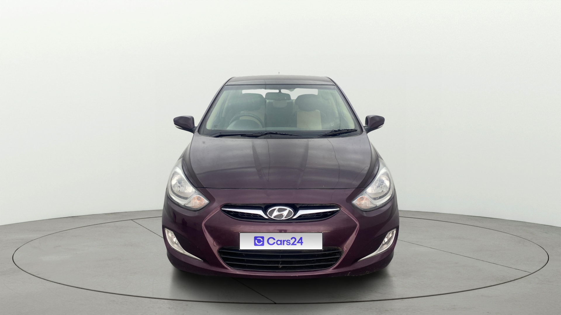 View 2013 Hyundai Fluidic Verna 1.6 VTVT SX Image 1 Used 2013 Hyundai Fluidic Verna 1.6 VTVT SX Image 1
