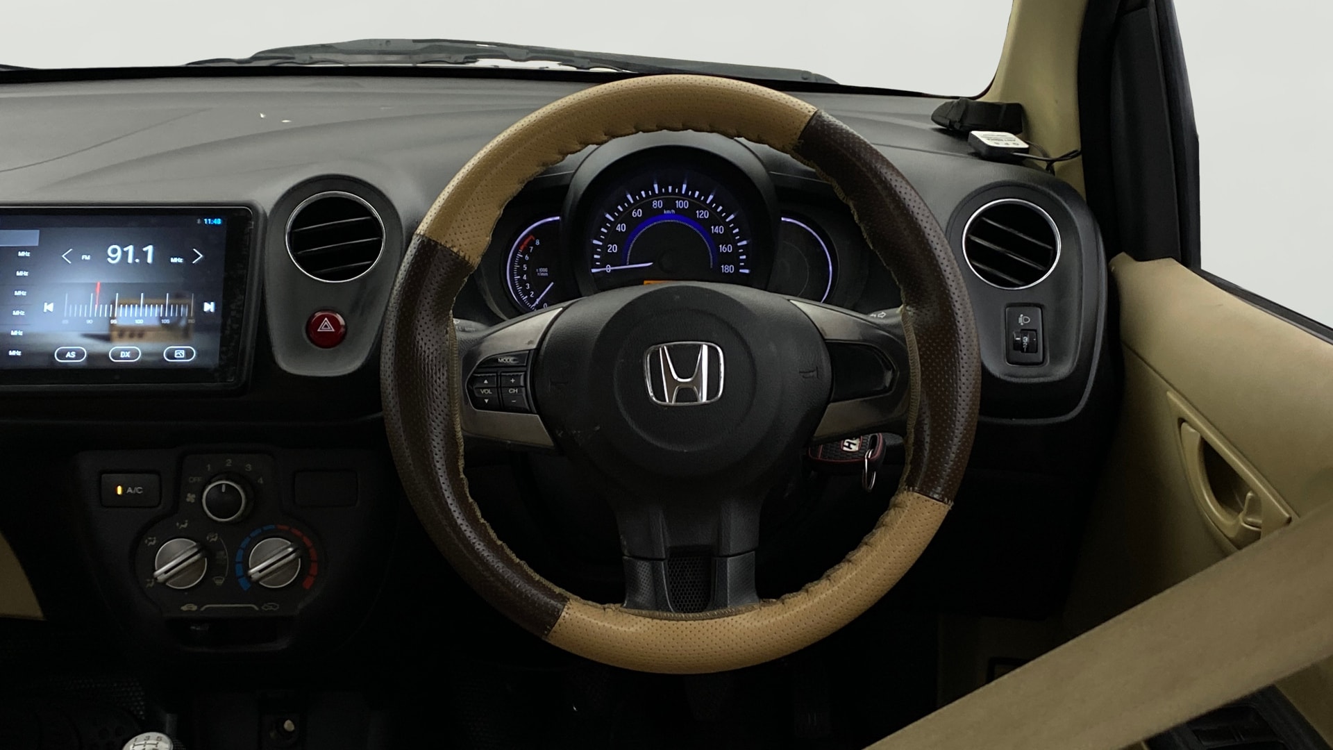 View 2015 Honda Amaze E MT Petrol BS IV Image 20 Used 2015 Honda Amaze E MT Petrol BS IV Image 20