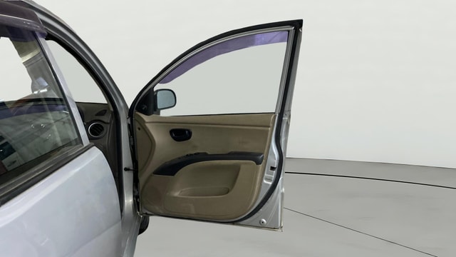 View Hyundai i10 Image 43 Used Hyundai i10 Image 43