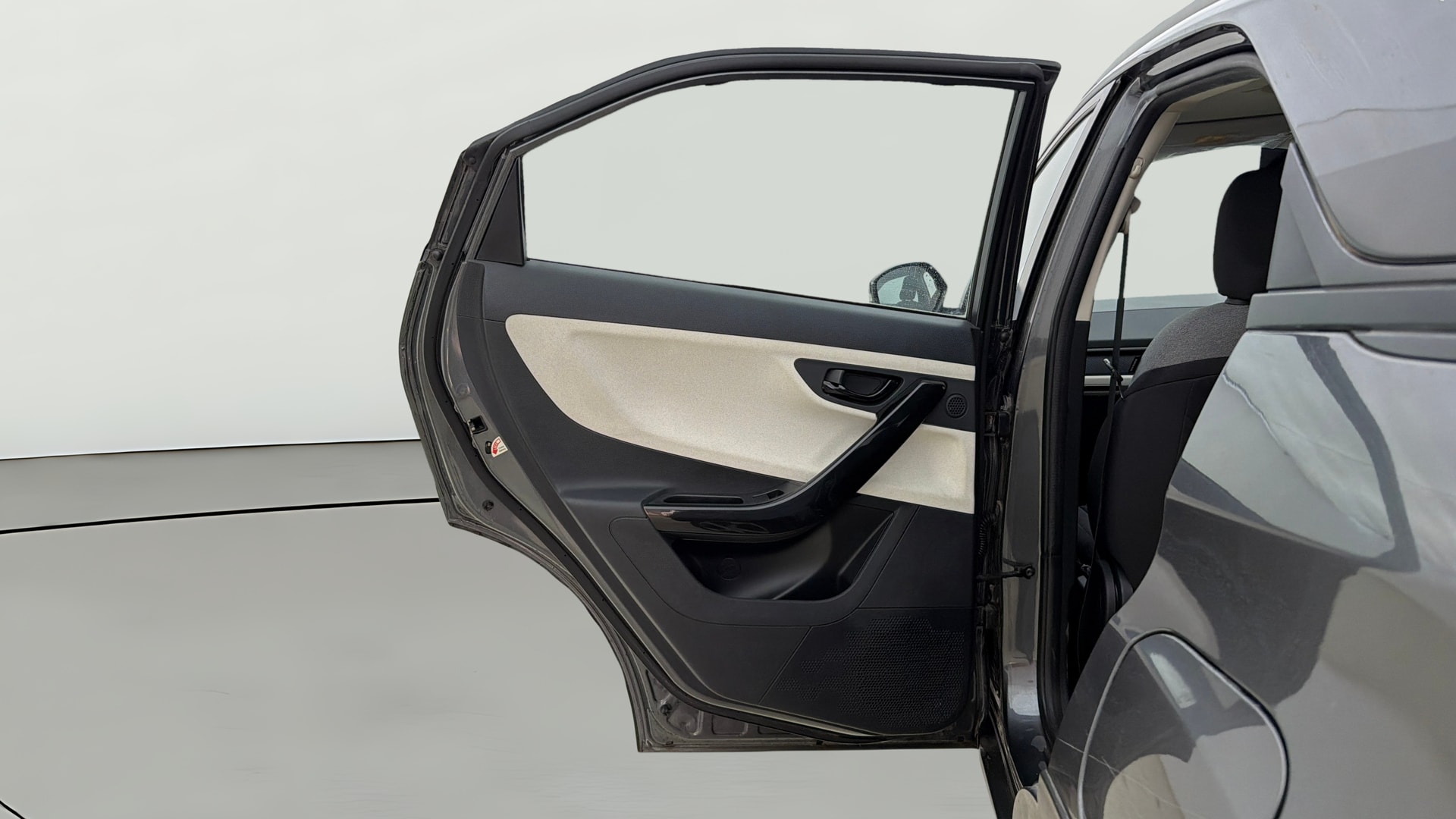 Used 2025 Tata Nexon Used 2025 Tata Nexon