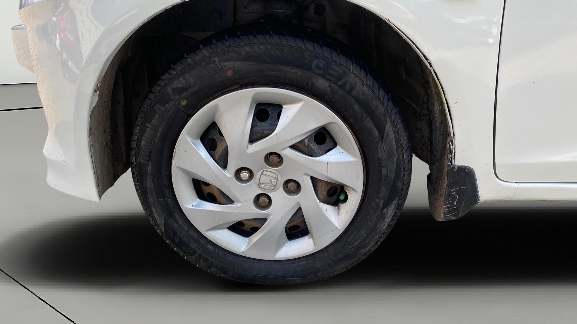 View 2015 Honda Amaze E MT Petrol BS IV Image 27 Used 2015 Honda Amaze E MT Petrol BS IV Image 27