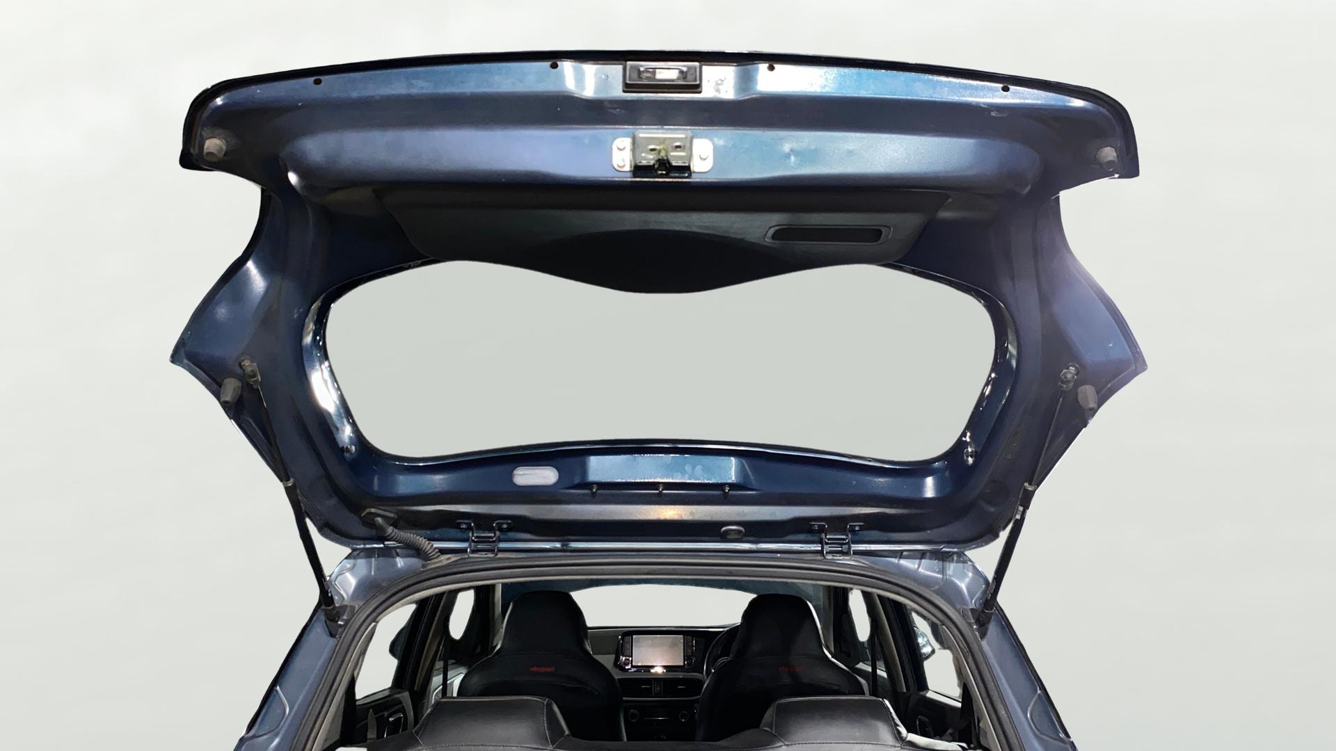 View 2021 Hyundai Grand i10 Nios Sportz Petrol AMT Image 16 Used 2021 Hyundai Grand i10 Nios Sportz Petrol AMT Image 16