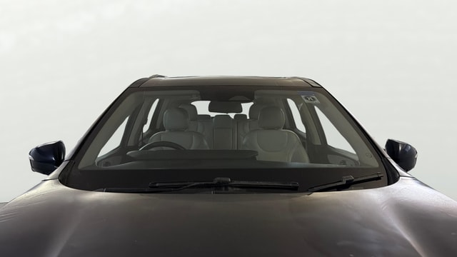 View Mahindra XUV700 Image 32 Used Mahindra XUV700 Image 32