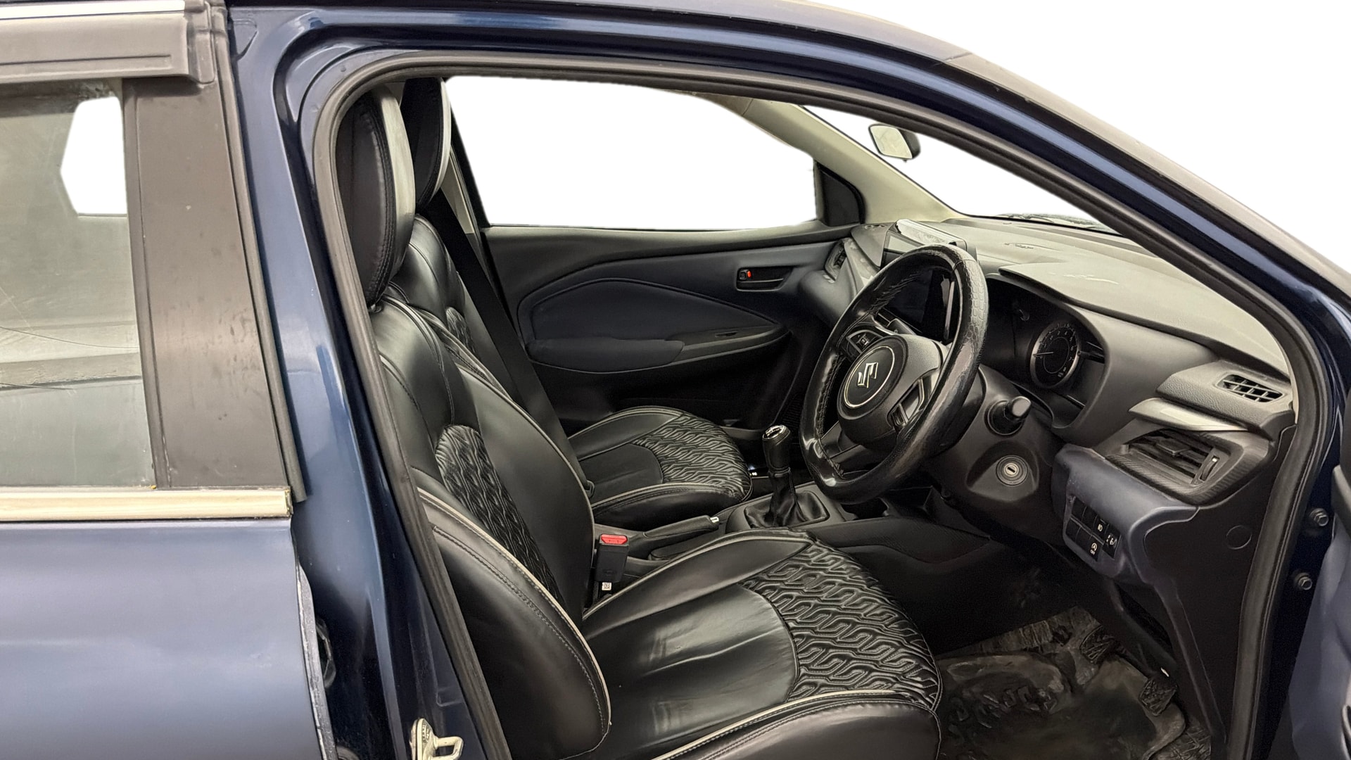 View 2022 Maruti Suzuki 1000 Base Variant Image 25 Used 2022 Maruti Suzuki 1000 Base Variant Image 25
