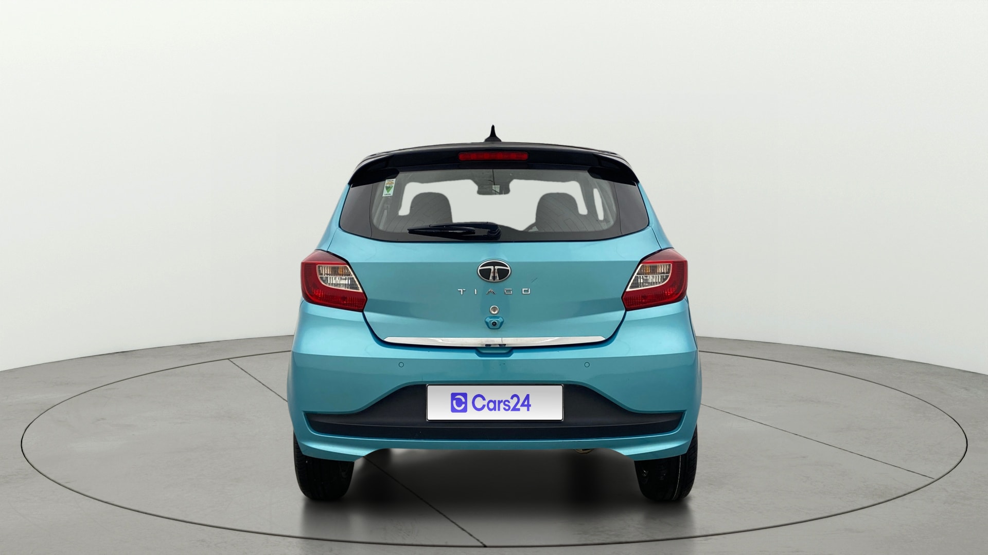 View 2025 Tata Tiago Revotorq XB Image 40 Used 2025 Tata Tiago Revotorq XB Image 40