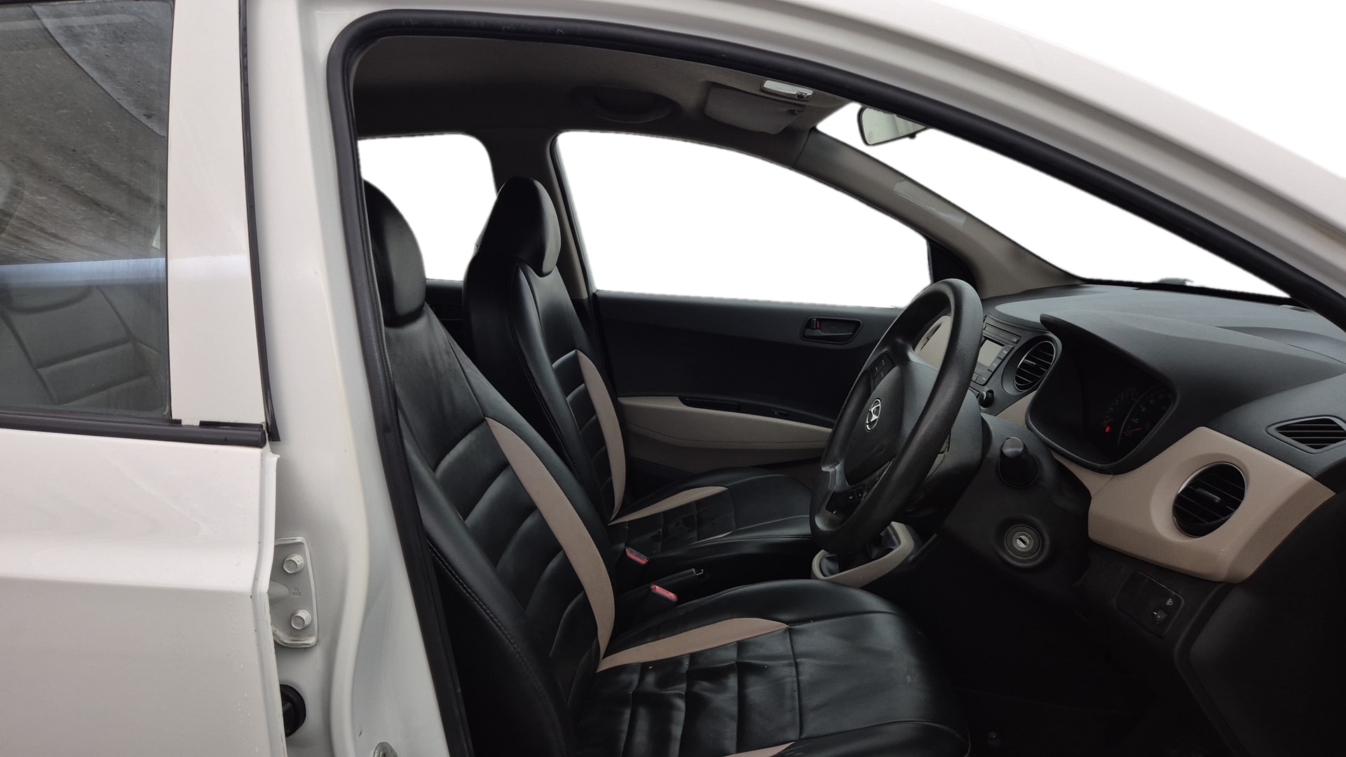 View 2018 Hyundai Grand i10 Magna 1.2 Kappa VTVT Image 25 Used 2018 Hyundai Grand i10 Magna 1.2 Kappa VTVT Image 25