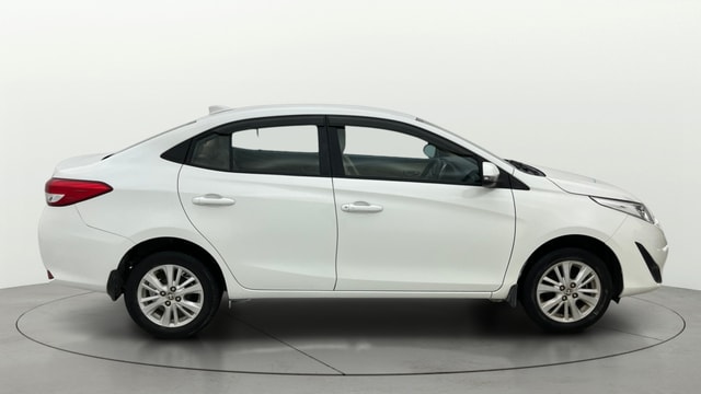 View Toyota Yaris Image 9 Used Toyota Yaris Image 9