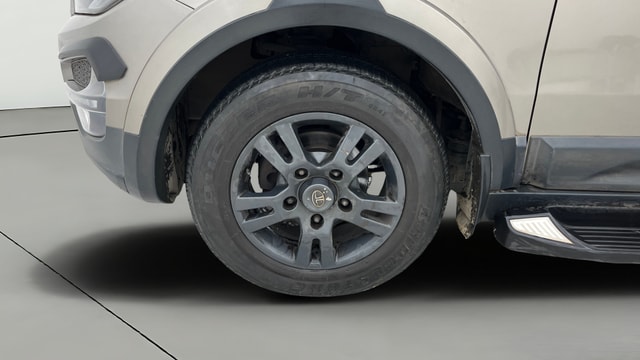 View Tata Hexa Image 30 Used Tata Hexa Image 30