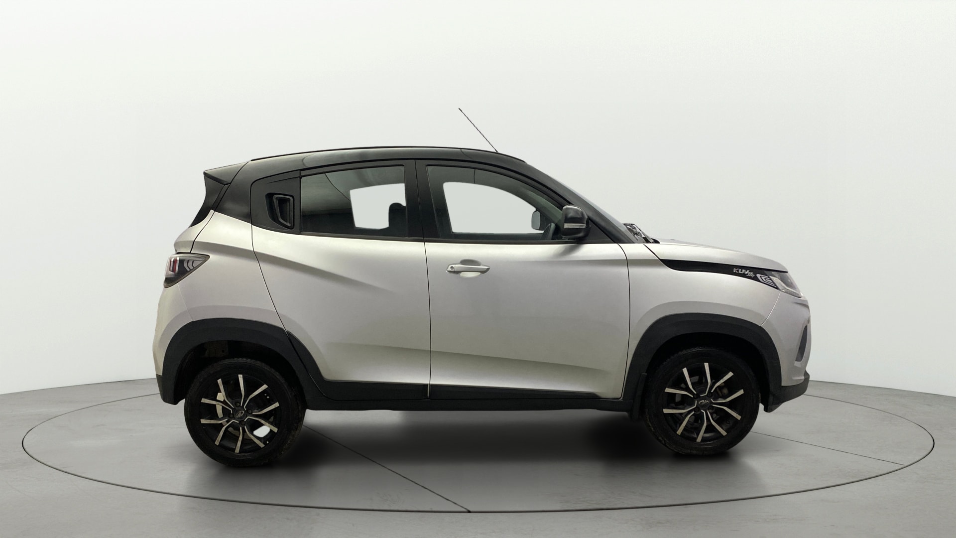 View 2020 Mahindra KUV100 K2 Petrol BS IV Image 8 Used 2020 Mahindra KUV100 K2 Petrol BS IV Image 8