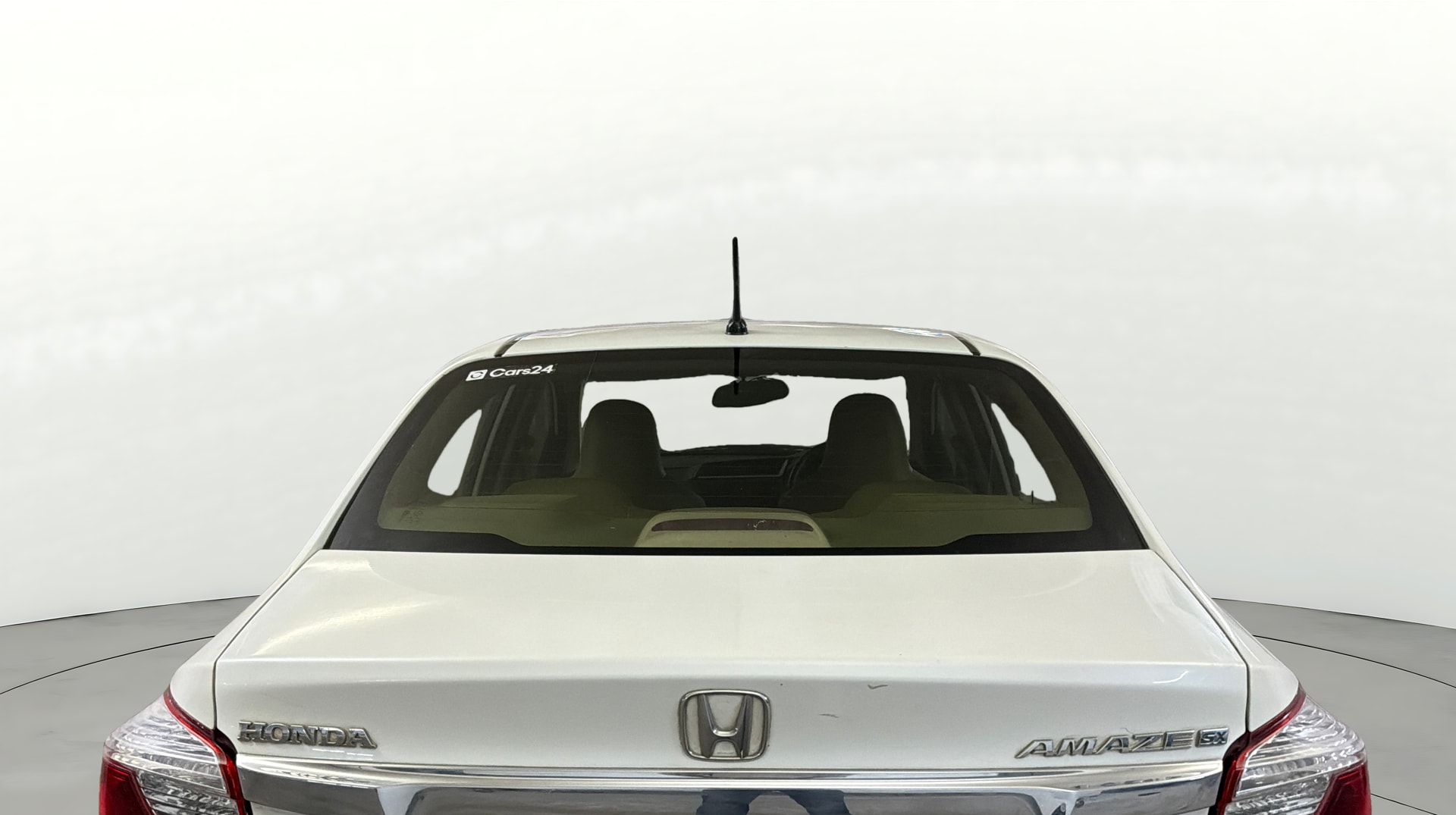 View 2016 Honda Amaze E MT Petrol BS IV Image 4 Used 2016 Honda Amaze E MT Petrol BS IV Image 4