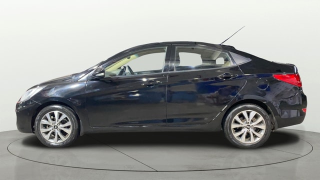 View Hyundai Fluidic Verna Image 5 Used Hyundai Fluidic Verna Image 5