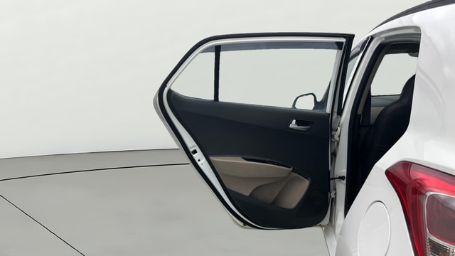 View Hyundai Grand i10 Image 22 Used Hyundai Grand i10 Image 22