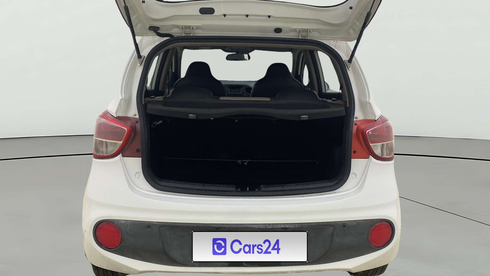 View 2017 Hyundai Grand i10 Sportz 1.2 Kappa Image 36 Used 2017 Hyundai Grand i10 Sportz 1.2 Kappa Image 36