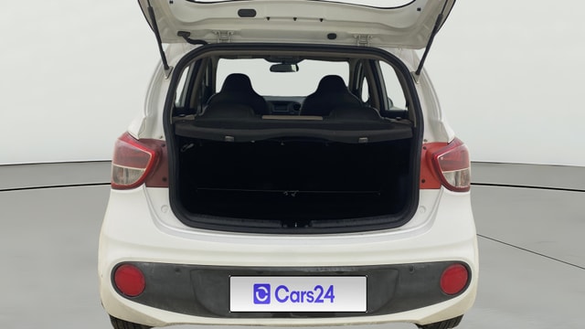 View Hyundai Grand i10 Image 36 Used Hyundai Grand i10 Image 36