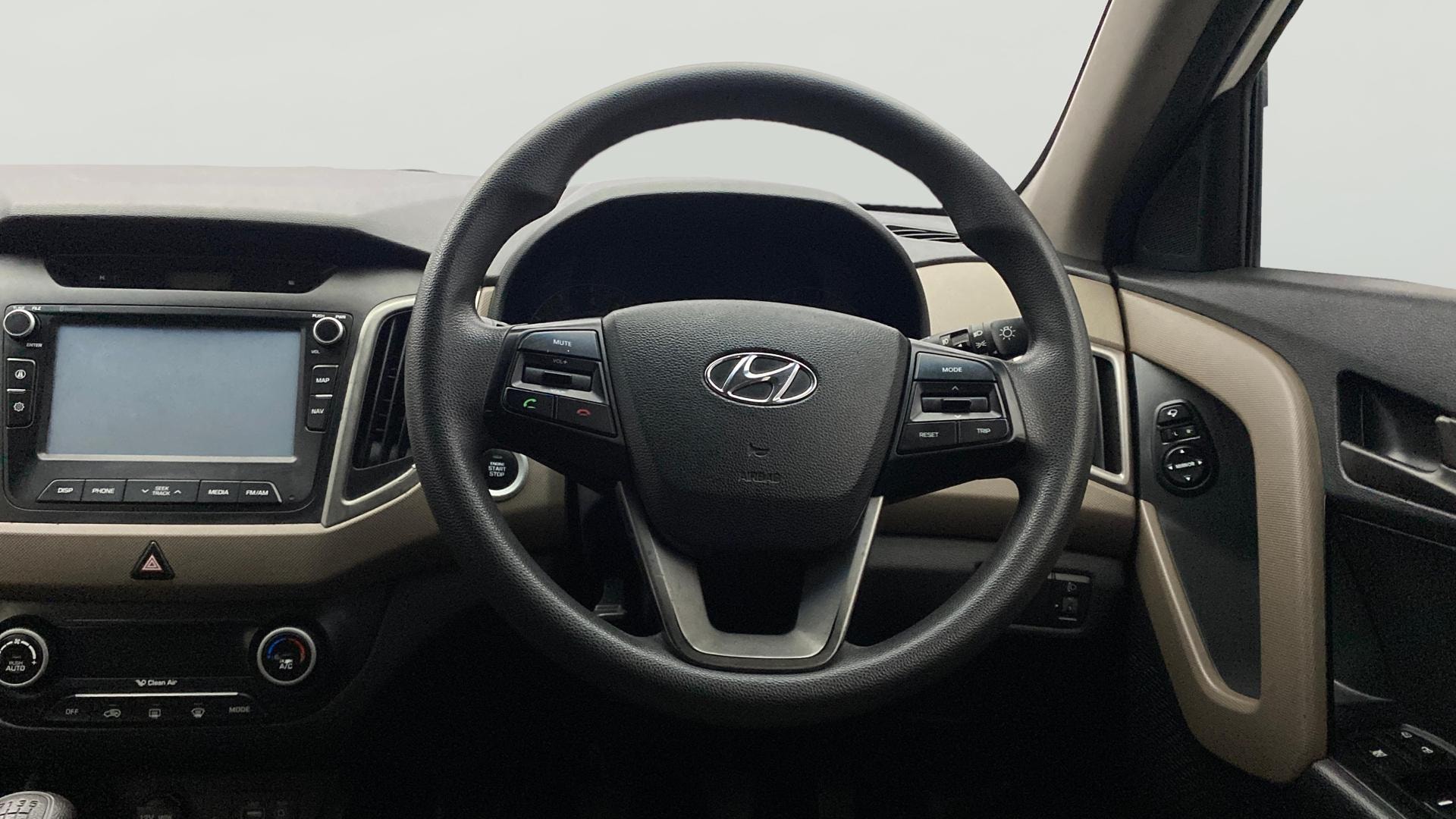 View 2016 Hyundai Creta 1.6 SX Plus Petrol Image 20 Used 2016 Hyundai Creta 1.6 SX Plus Petrol Image 20