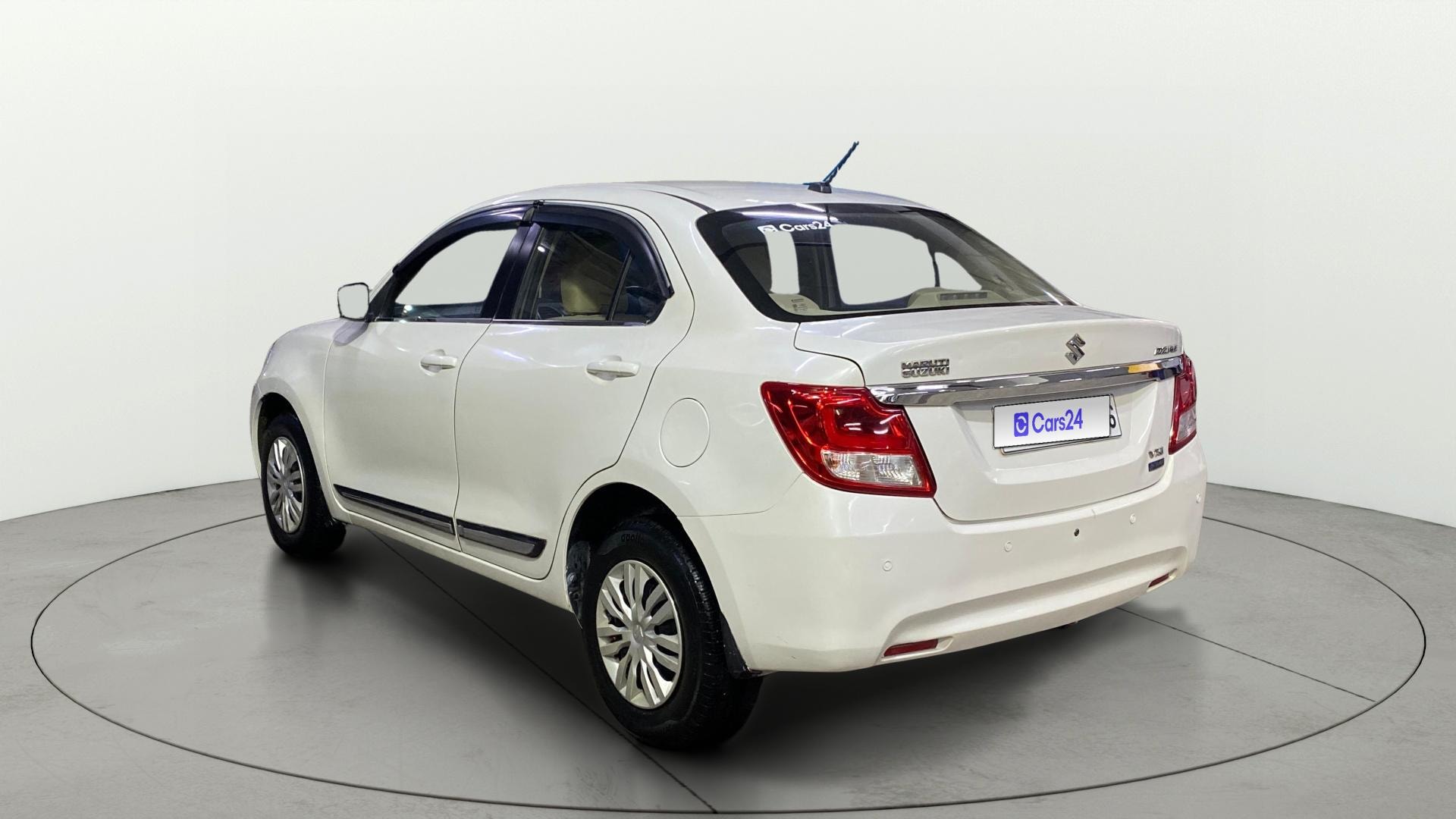 View 2018 Maruti Suzuki 1000 Base Variant Image 2 Used 2018 Maruti Suzuki 1000 Base Variant Image 2