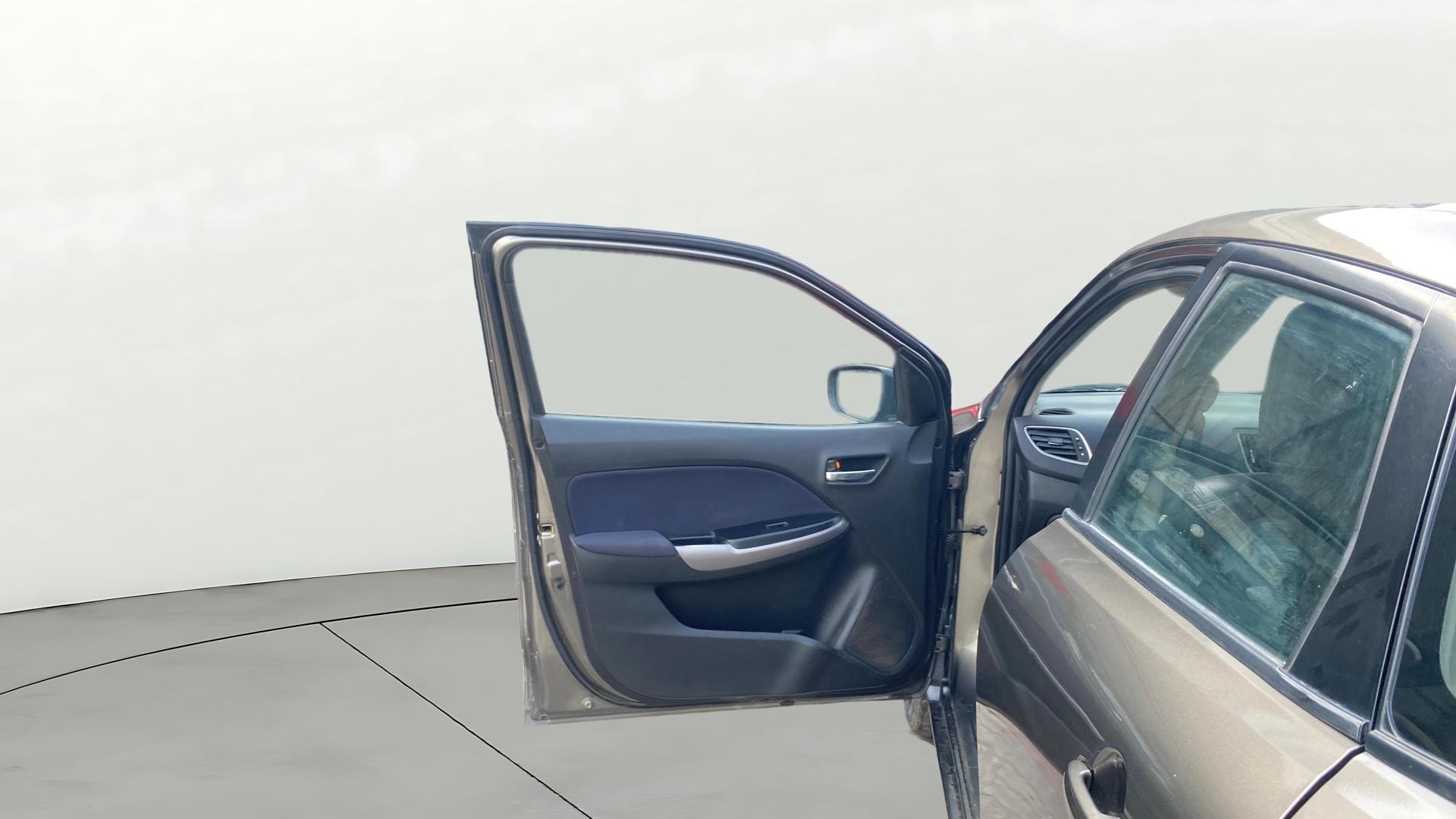 View 2020 Maruti Suzuki 1000 Base Variant Image 30 Used 2020 Maruti Suzuki 1000 Base Variant Image 30