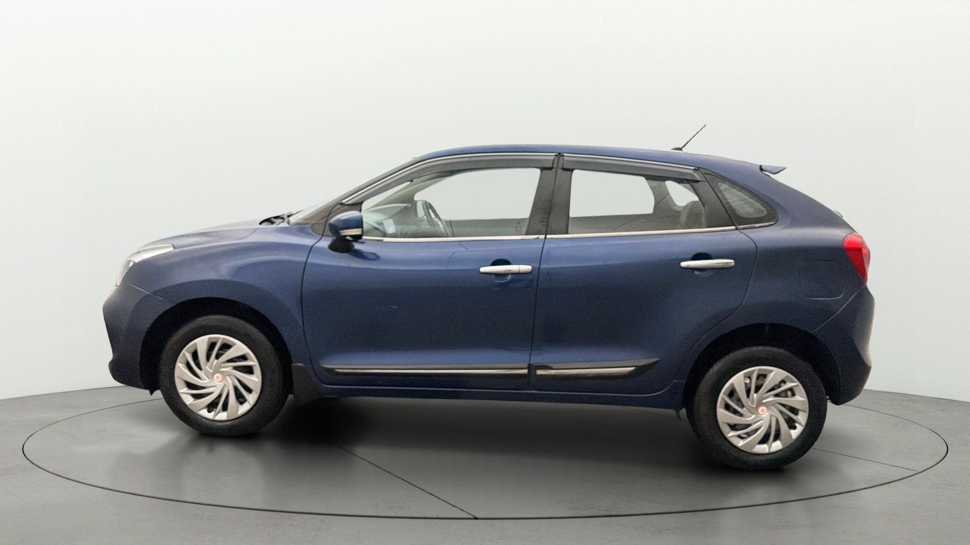 View 2021 Maruti Suzuki 1000 Base Variant Image 5 Used 2021 Maruti Suzuki 1000 Base Variant Image 5