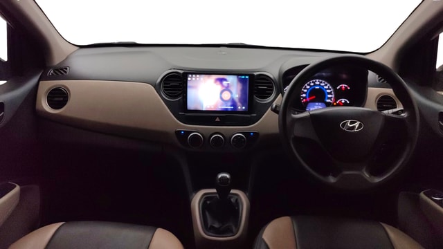 View Hyundai Grand i10 Image 15 Used Hyundai Grand i10 Image 15