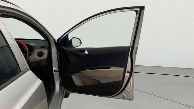 View Hyundai Grand i10 Image 43 Used Hyundai Grand i10 Image 43