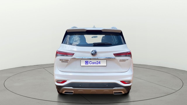 View MG Hector Plus Image 40 Used MG Hector Plus Image 40