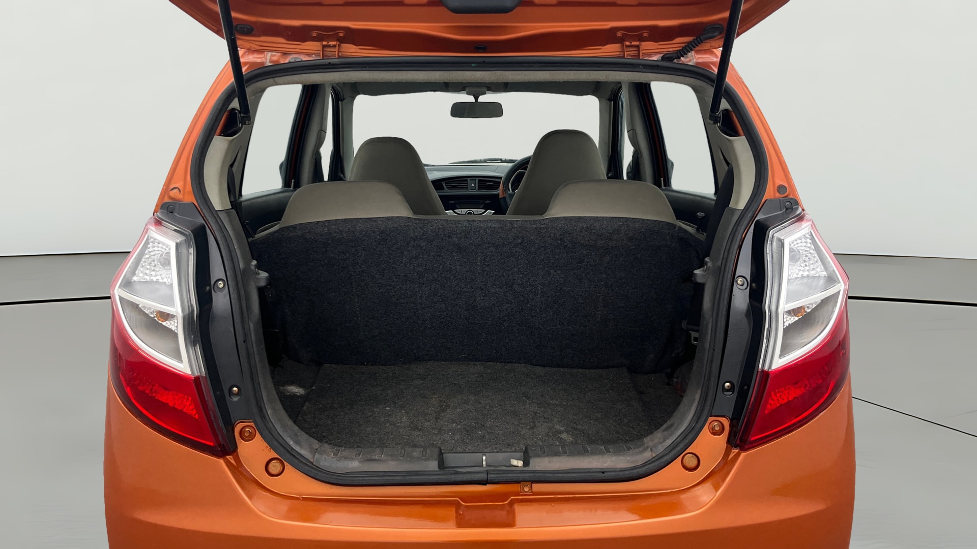 View 2017 Maruti Suzuki Alto K10 LX Image 36 Used 2017 Maruti Suzuki Alto K10 LX Image 36