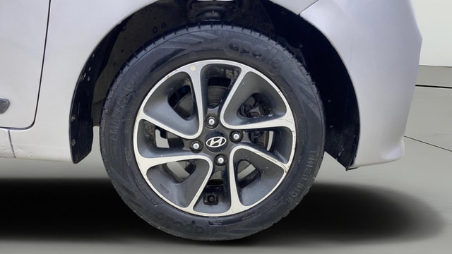 View Hyundai Grand i10 Image 40 Used Hyundai Grand i10 Image 40