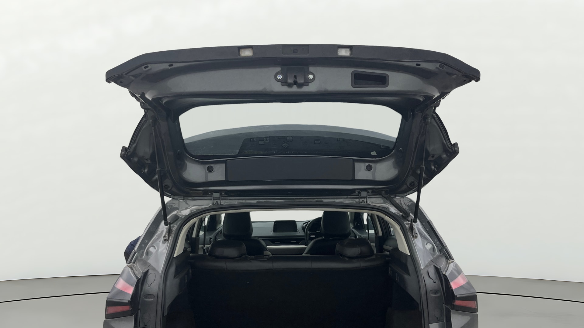 View 2024 Tata Nexon Revotron XE Image 16 Used 2024 Tata Nexon Revotron XE Image 16