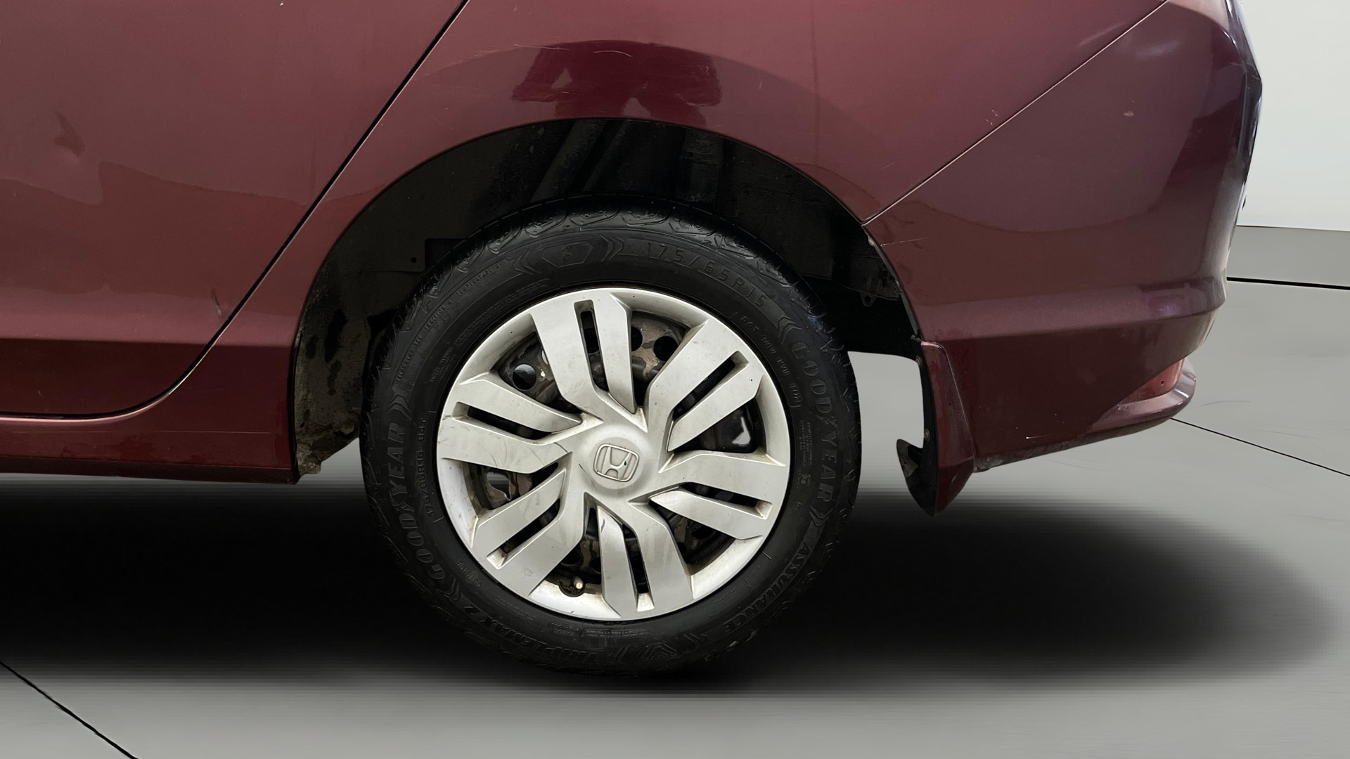 View 2014 Honda City ZX MT Diesel Anniversary Edition Image 7 Used 2014 Honda City ZX MT Diesel Anniversary Edition Image 7