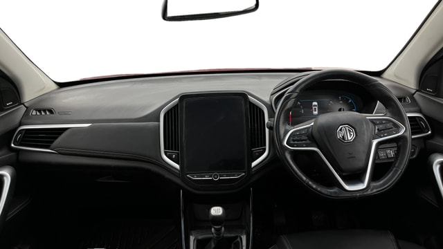 View MG Hector Image 31 Used MG Hector Image 31