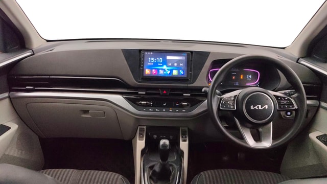 View Kia Carens Image 32 Used Kia Carens Image 32