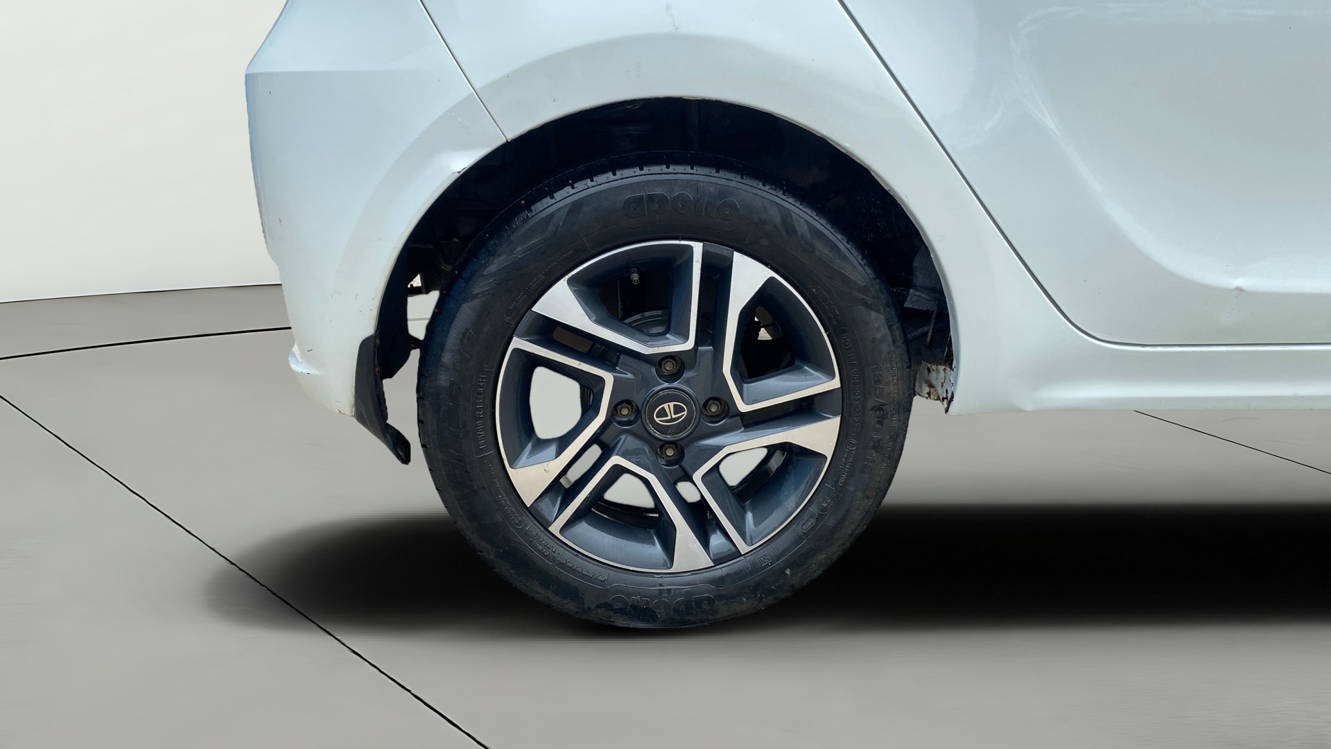 View 2020 Tata Tiago Revotorq XB Image 33 Used 2020 Tata Tiago Revotorq XB Image 33