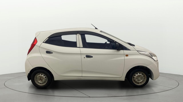 View Hyundai EON Image 8 Used Hyundai EON Image 8