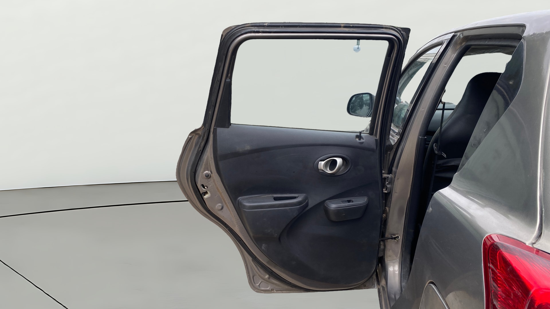 View 2019 Datsun Go T Image 23 Used 2019 Datsun Go T Image 23