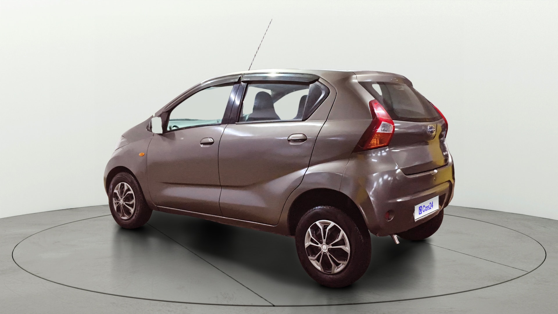 View 2017 Datsun Redi GO T(O)-0.8L BS IV Image 2 Used 2017 Datsun Redi GO T(O)-0.8L BS IV Image 2