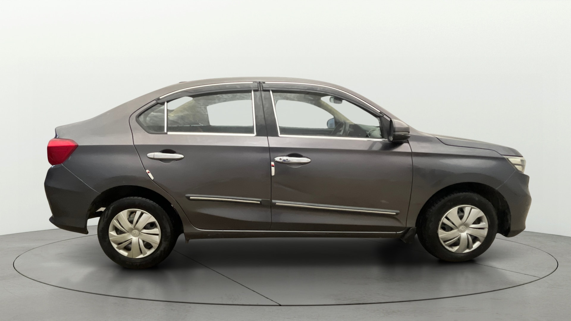 View 2019 Honda Amaze E MT Petrol BS IV Image 8 Used 2019 Honda Amaze E MT Petrol BS IV Image 8