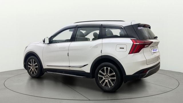 View Mahindra XUV700 Image 2 Used Mahindra XUV700 Image 2