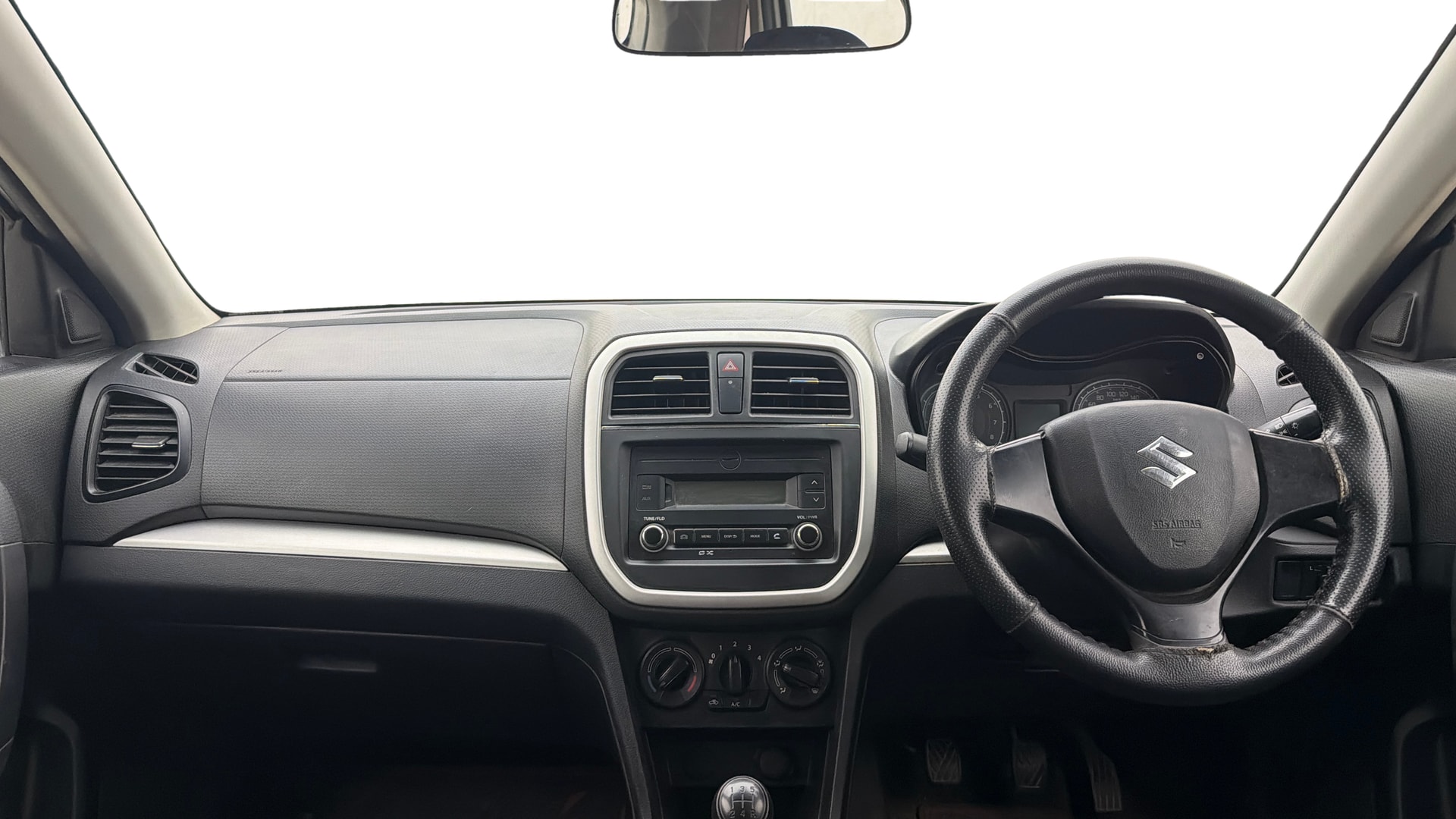View 2022 Maruti Suzuki 1000 Base Variant Image 15 Used 2022 Maruti Suzuki 1000 Base Variant Image 15